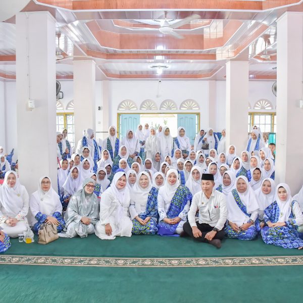 Pelatihan BKMT Permata Nagari Tiku V Jorong Kecamatan Tanjung Mutiara di Masjid Istiqomah Translok Jorong Ujung Labung Timur, Rabu (20/12).IST