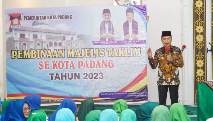 Pemko Padang Gelar Program Pembinaan Majelis Taklim