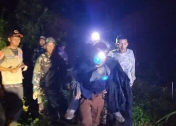 Tim SAR Gabung Berhasil Evakuasi Salah Satu Pendaki Gunung Marapi