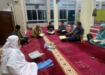 Pertama Kali Digelar, Pemdes Sikapak Timur Laksanakan Pelatihan Tahsin Al-Qur’an Bagi Perangkat Desa dan Masyarakat