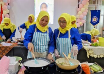 PLN Payakumbuh, “Marandang Jo Kompor Induksi”