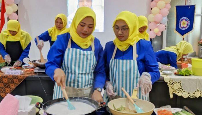 PLN Payakumbuh, “Marandang Jo Kompor Induksi”