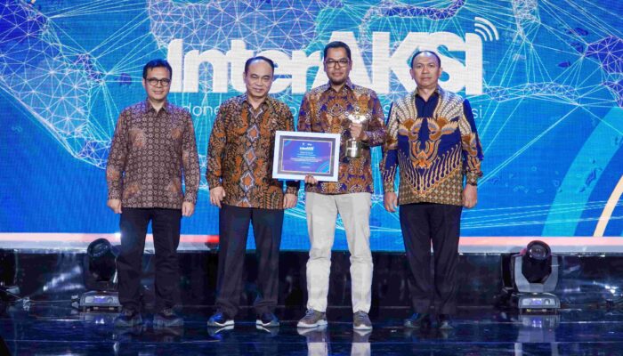 Konsisten Dorong Kemajuan Indonesia Melalui Layanan Broadband, Telkomsel Terima Sejumlah Penghargaan dari DJPPI Tahun 2033