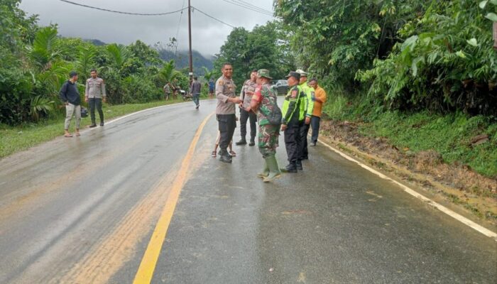 Pasca Longsor, Jalan Nasional Sumbar-Riau Kembali Normal