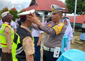 Lantik 20 Anggota PKS MAN 1 Sijunjung, Zamrinaldi: Jadilah Pelopor Keselamatan Berlalulintas
