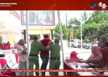 Pelataran Makam Pahlawan Nasional Muhammad Yamin Terjadi Kericuhan, Ini Penyebabnya!