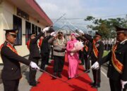 Welcome dan Farewell Iringi Parade Pisah Sambut Kapolres Padang Panjang