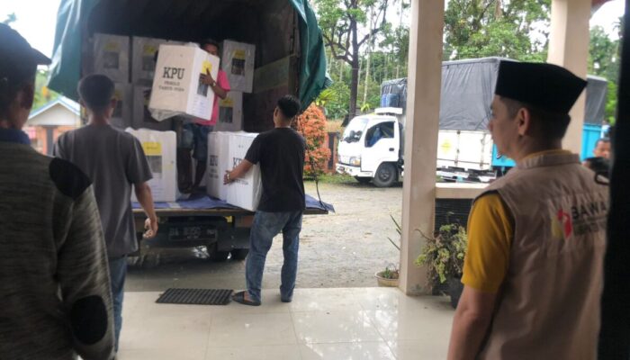 Bawaslu Padang Pariaman Kawal Pendistribusian Logistik Pemilu Sejak Hari Pertama