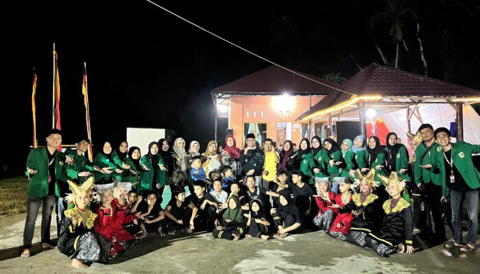 Perpisahan Mahasiswa KKN Tematik UNAND Berlangsung Hikmat di Nagari Koto Baru