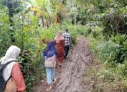 Masyarakat Payo Keluhkan Tiga Titik Jalan yang Rusak Parah