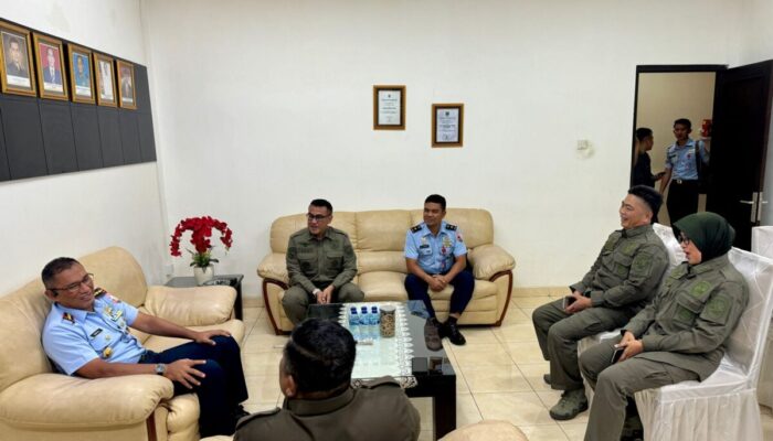 Jalin Keakraban dengan Silaturahmi, Danlanud SUT Kunjungi Kabinda Sumbar