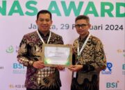 Pj Wako Padang Panjang Terima Baznas Award