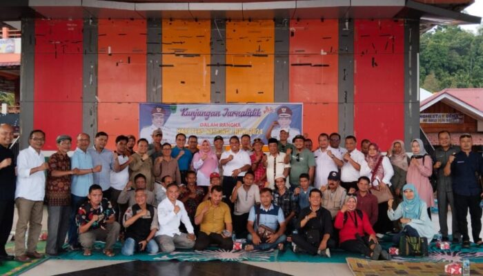 Kunjungan Jurnalistik ke Pesisir Selatan, Suhatri Bur: Insan Pers dan Media Bagian Tidak Terpisahkan Membangun Daerah