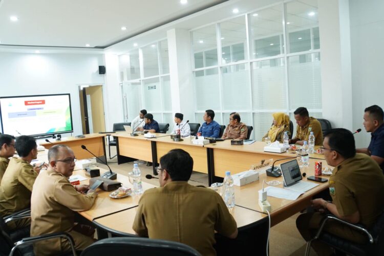 Rapat Koordinasi Pemko Padang Panjang terkait BPJS Ketenagakerjaan. IST