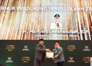 Gubernur Mahyeldi Raih Baznas Award 2024