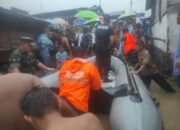 Cuaca Ekstrem, Kota Padang Dilanda Banjir dan Pohon Tumbang