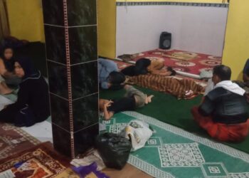 Banjir Masuk Rumah, Anak Usia 2,5 Tahun Mengapung di Sungai Sarik