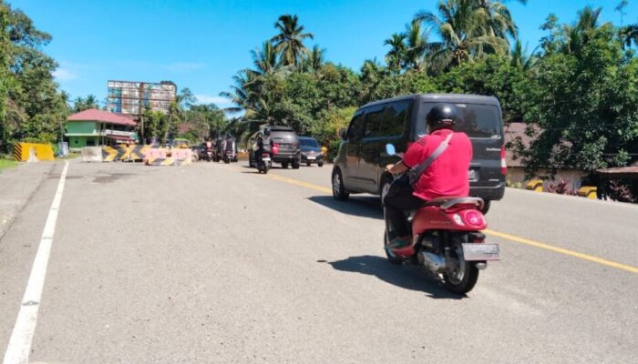 Tak Kunjung Diperbaiki, Jembatan Kembar Kiambang Minim Rambu Lalu Lintas