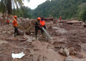 Hari Ketujuh, Tim Gabungan Belum Temukan Orang yang Hilang Akibat Longsor di Pesisir Selatan