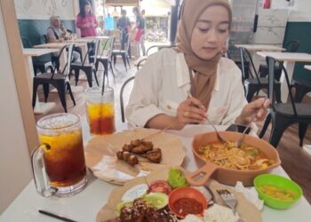 Warmoo Masakan Nusantara, Kuliner Iga Bakar dan Seblak Jumbo Tanpa MSG dan Micin