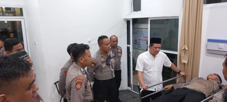 Polisi ditabrak mobil ambulans