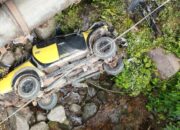 Diduga Mengantuk, Mobil Anggota Dewan Masuk Jurang