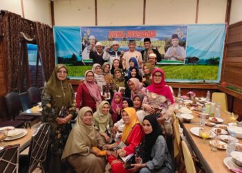 Dr. Defi Endri, MM, M.Pd Bakal Calon Walikota Bukittinggi Undang Warga IKTR Bukittinggi Buka Puasa Bersama