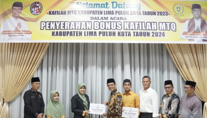 Bonus Juara Umum MTQ ke-40 Senilai 1,4 Milyar Diserahkan