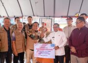 Berkat Kepiawaian Bupati Eka Putra, Pjs Direktur Bank Nagari Antarkan Bantuan Bencana ke Tanah Datar