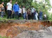 Curah Hujan Tinggi, Ruas Jalan Terban di Jorong Galanggang Nagari Tapi Selo