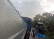 Kawasan Sicincin Macet Selama Hampir Satu Jam Lebih