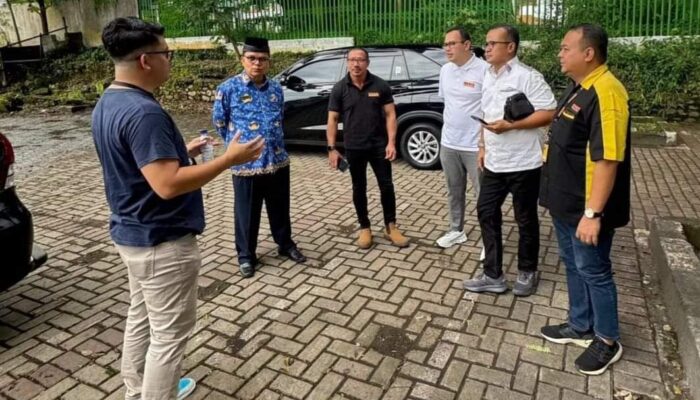 Manajemen Toko Mr. DIY  Silaturahmi dengan Bupati Eka Putra