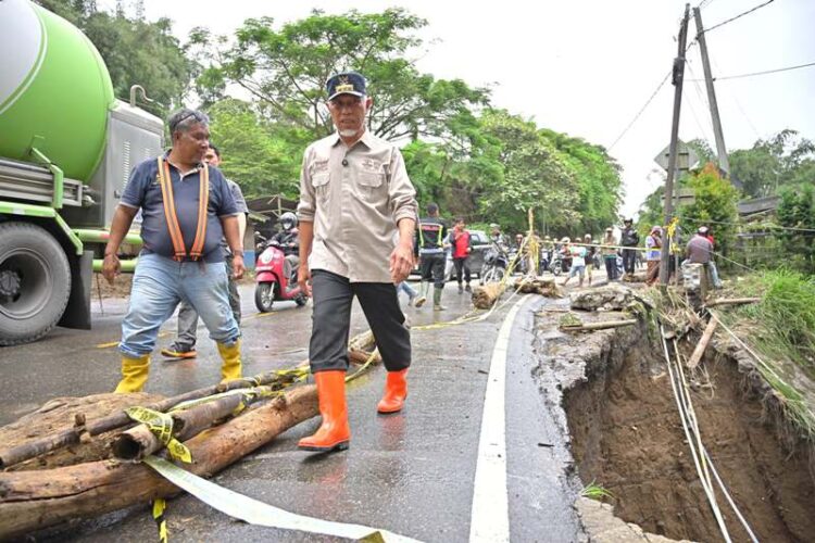 Penanganan Lahar Dingin Marapi