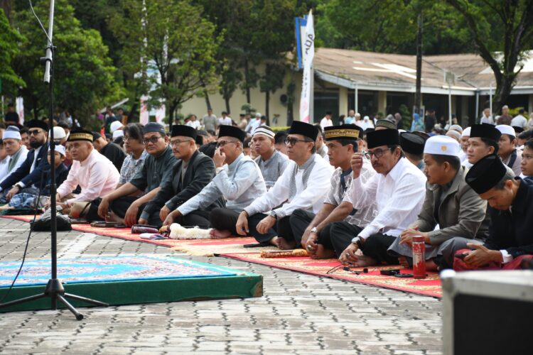 Salat Id PT Semen padang