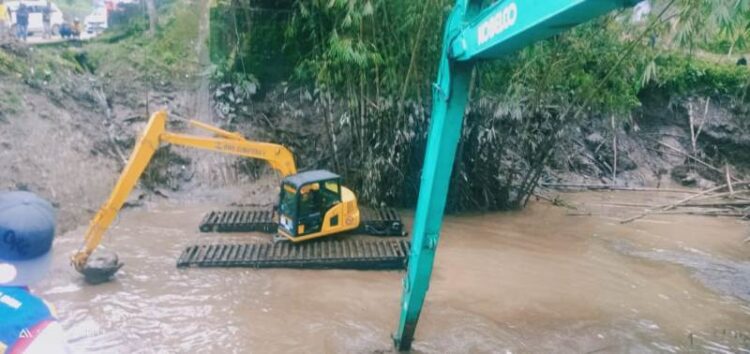 Pembersihan Kelok Hantu Terkendala