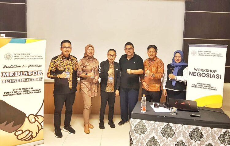 Pelatihan Mediator dan Negosiator