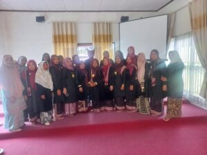 Bundo Kanduang Nagari Lolo usai mengikuti sosialisasi bersama Dinas Pariwisata dan Kebudayaan Kabupaten Solok, Rabu (22/5/2024). IST