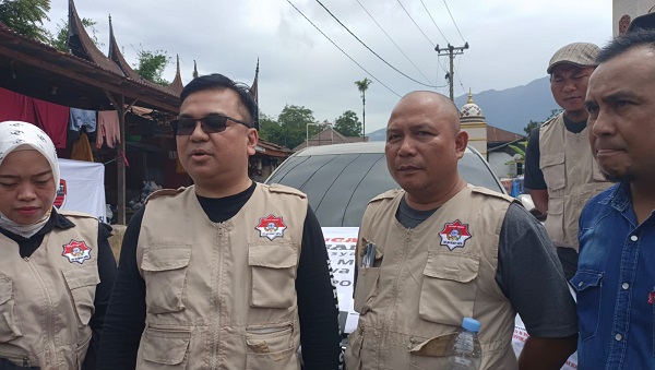 Yayasan Cinta Masyarakat Rantau Bandung turut serta memberikan bantuan untuk masyarakat terdampak bencana galodo Tanah Datar.