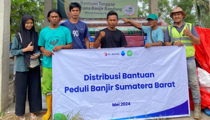XL Axiata Peduli Salurkan Bantuan untuk Korban Banjir Lahar Dingin Gunung Marapi di Sumbar