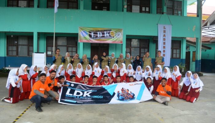 Pengurus OSIS SMP Negeri 6  Bukittinggi Ikuti LDK