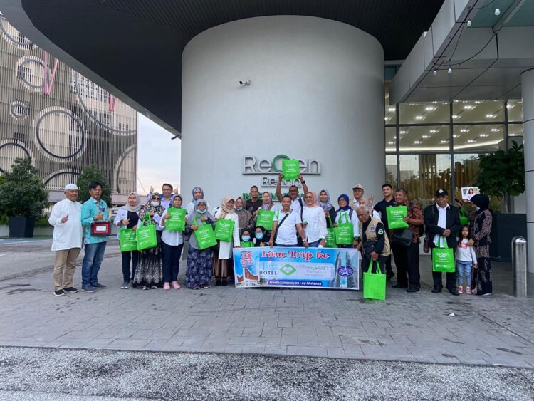 Ket. Foto : ASITA Sumbar saat melakukan kunjungan balasan ke Kuala Lumpur Malaysia. YESI