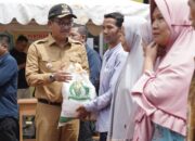 Pemkab Solsel Salurkan 24,99 Ton Beras BP-CBP Tahap ke-II untuk 833 KPM di SBJ