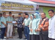 Keluarga Besar Kankemenag Padang Bantu Korban Galodo Tanah  Datar dan Agam 