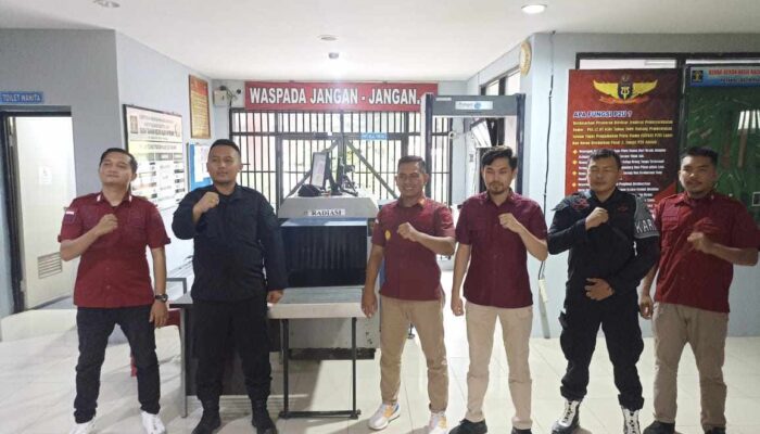 Tingkatkan Pelayanan dan Keamanan, Kanwil Kemenkumham Sumbar Beri Penguatan Petugas Rutan Kelas IIB Padang