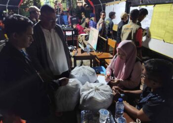 Wujud Solidaritas, Nagari Gadut Salurkan Bantuan Bagi Korban Banjir Bandang Lahar Dingin