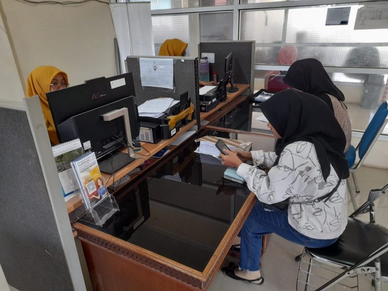 Disperindag Naker Agam