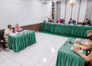 KI Sumbar Gelar Sidang Pemeriksaan Awal Sengketa Adriani Alwi dengan Pemprov Sumbar