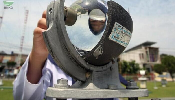 BMKG Ungkap Penyebab Suhu Panas Landa Sejumlah Daerah