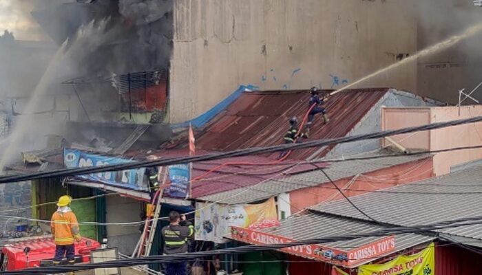 Breaking News, Pasar Raya Padang Kebakaran