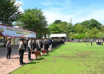 Polda Sumbar mengerahkan 5.000 personel untuk keamanan selama proses Pilkada 2024 serentak.